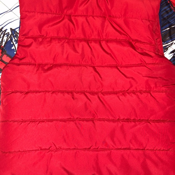Red vest boys 5T Gymboree - Picture 3 of 3